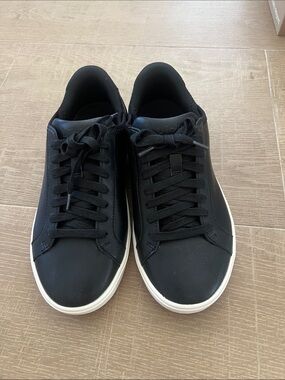 Kizik Irvine Plus Black Pristine Womens Athletic Sneaker